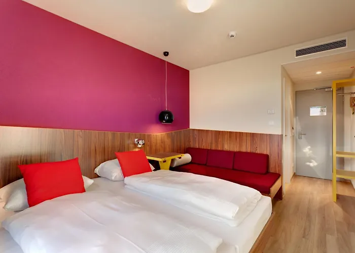 Meininger Frankfurt Main / AirportAirport Hotel